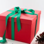 Kırmızı Hediye Kutusu (Yılbaşı Özel)