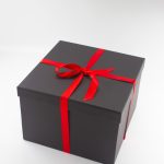 Siyah Hediye Kutusu